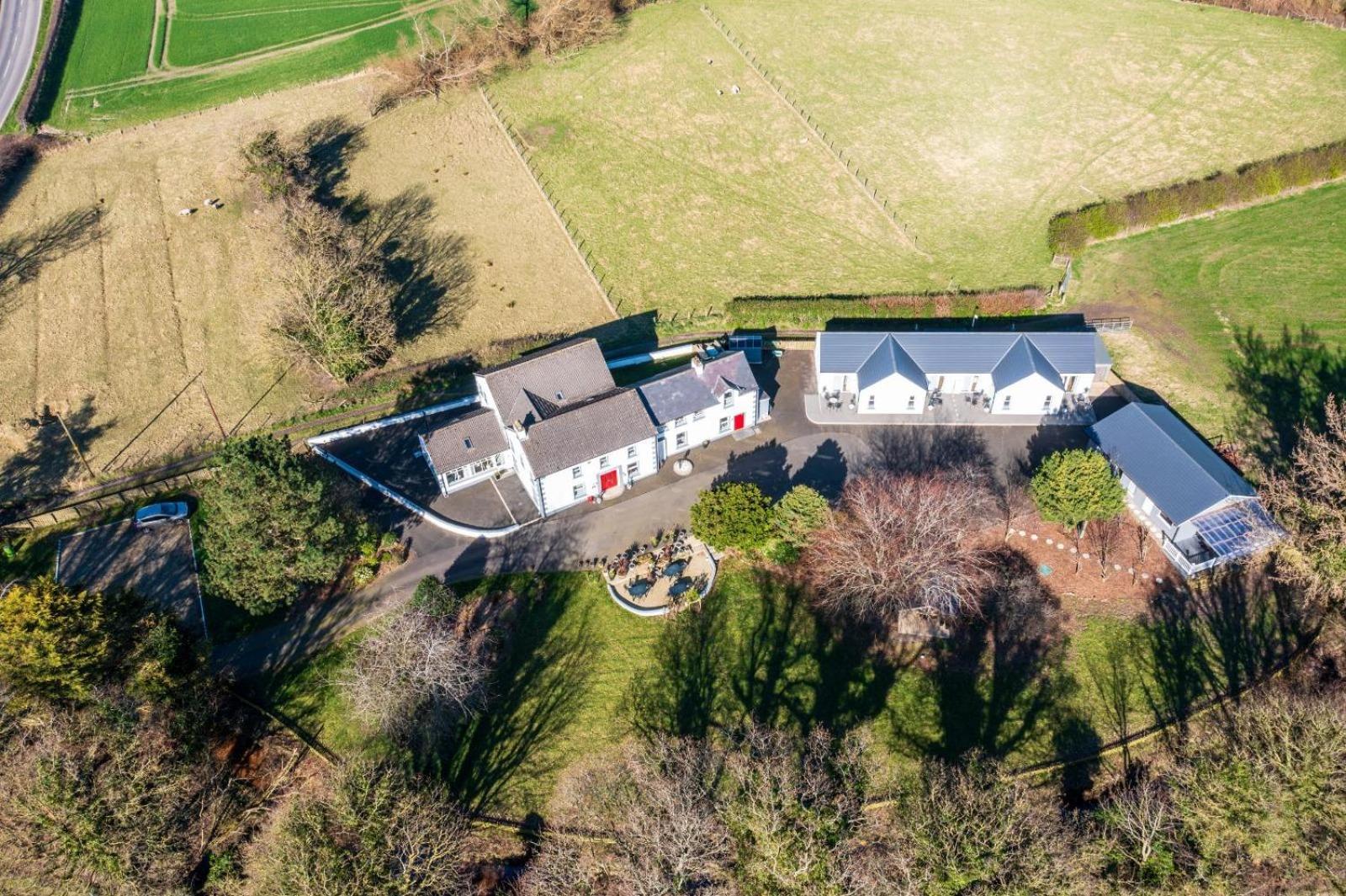 Willow House Bed&Breakfast&Orchard Studios Self Catering Limavady Exterior foto
